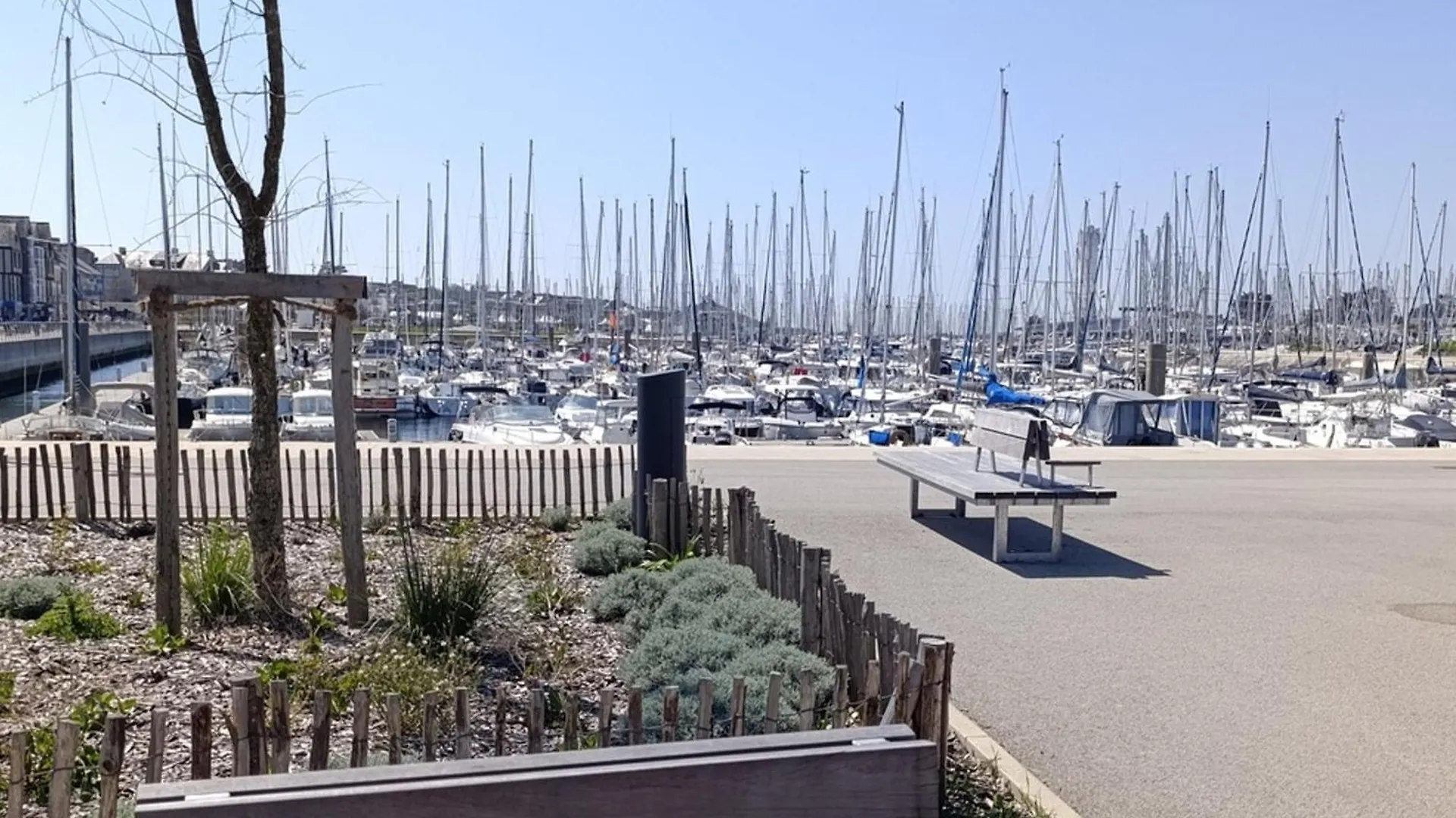 Apartment Charmant Apt Famille Avec Balcon Au Port Du Crouesty, Parking Inclus - Fr-1-639-55 Arzon